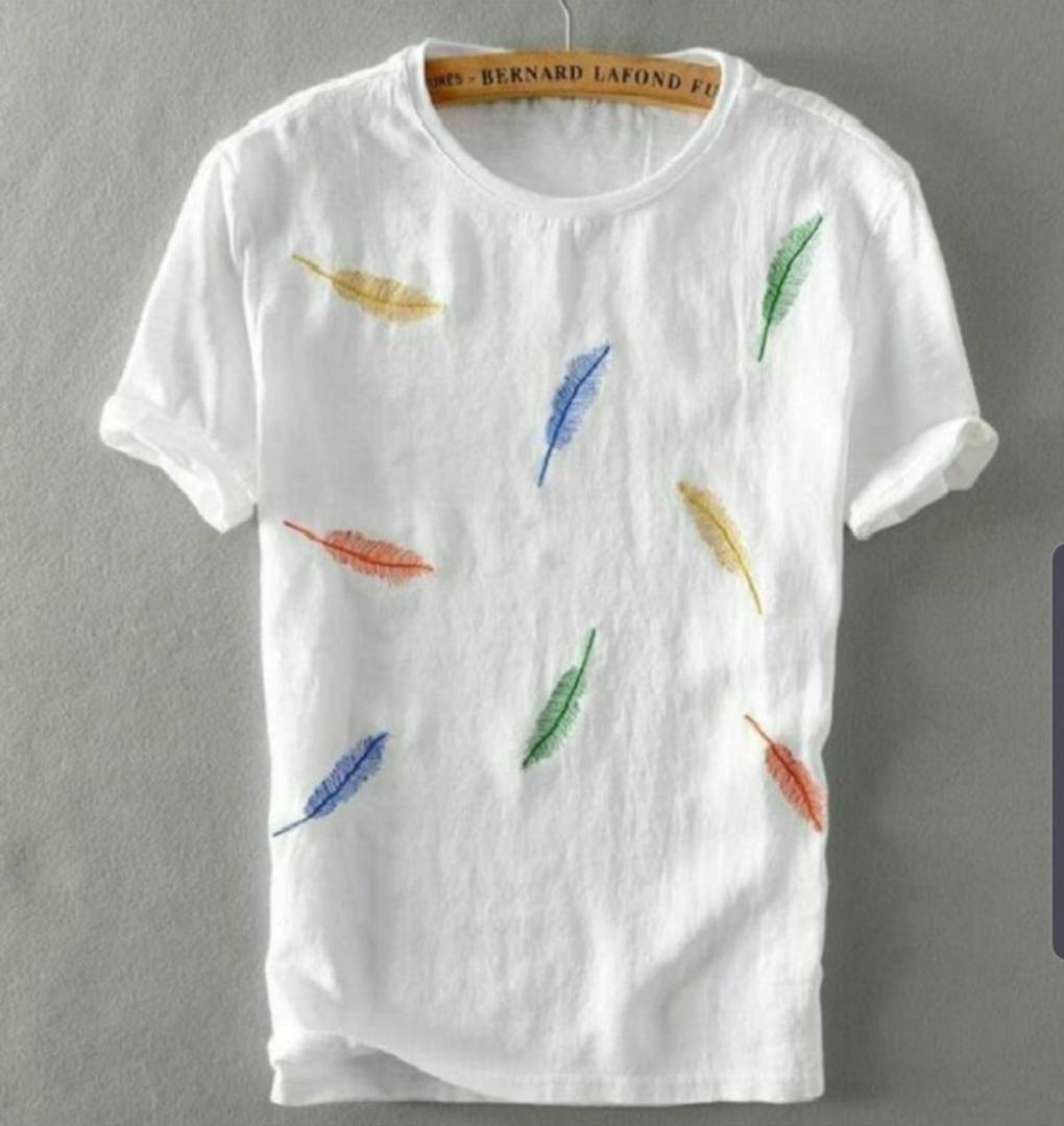 Men's White Cotton Printed Round Neck Tees