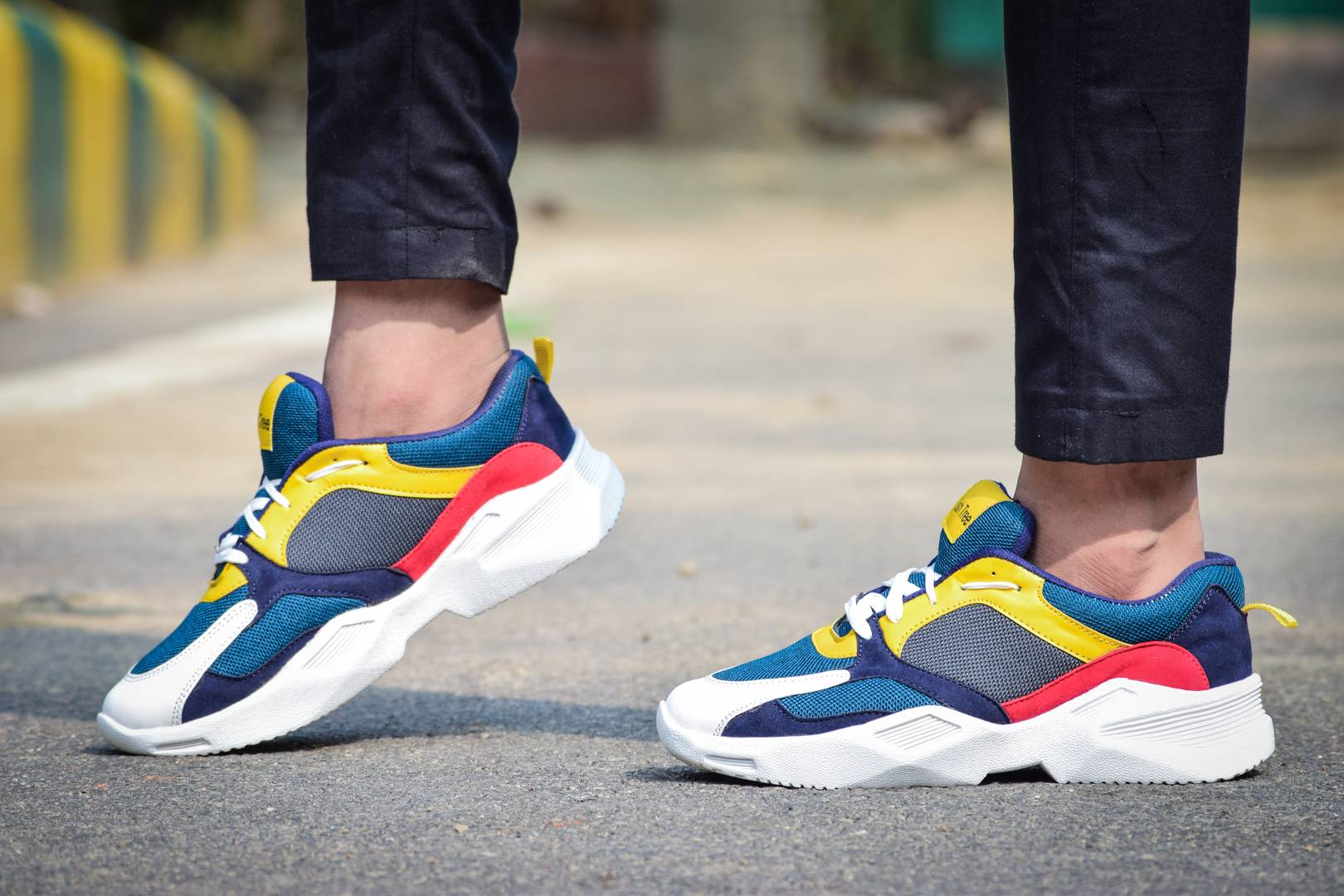 Men's Stylish and Trendy Multicoloured Self Design Mesh Casual Sports Shoes