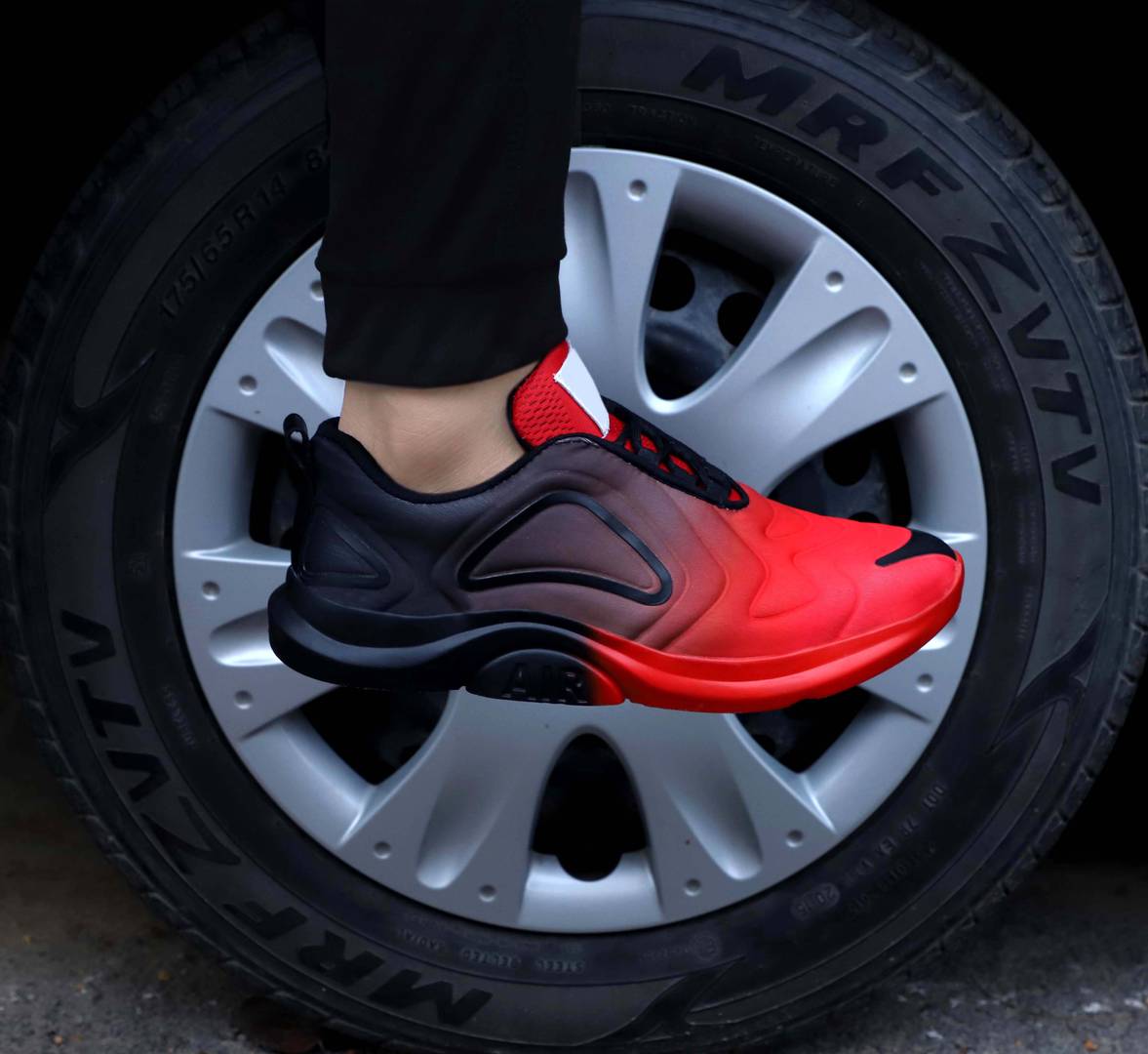 Men's Red Black Outdoor Running Men's Sports Shoes